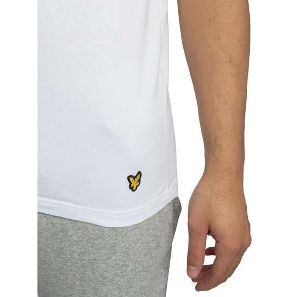 Set med 3 Bas T-shirts för Avkoppling med V-ringning - Lyle & Scott