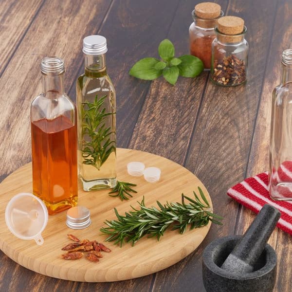 Relaxdays Små glasflaskor, set med 16, flaskor för sprit, oljor, 250 ml, skruvkork, transparent