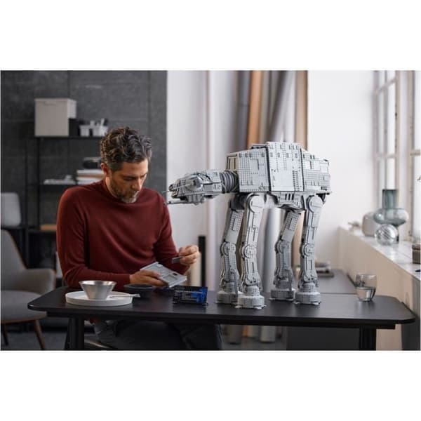 Leksak - LEGO - AT-AT - Star Wars - 9 figurer - 6 785 bitar