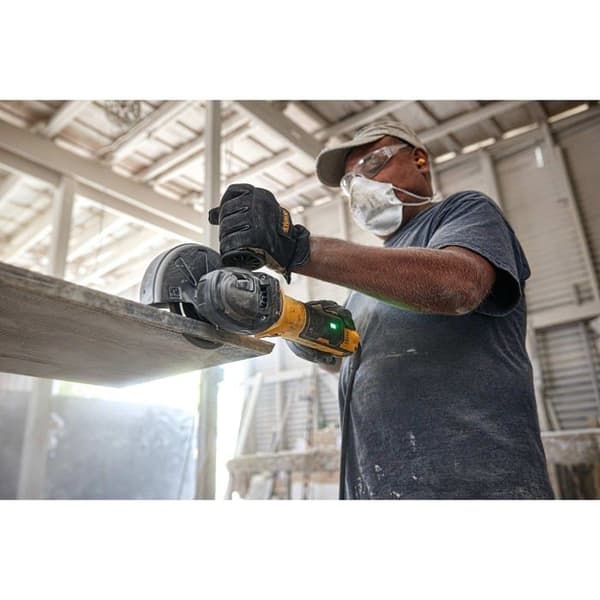 DeWalt Vinkelslip DWE4347-QS