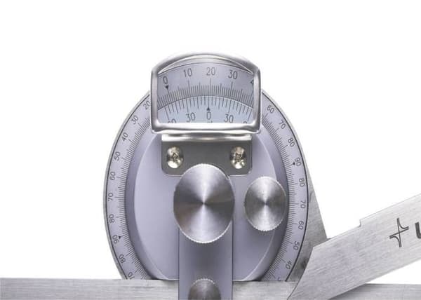 Begränsa GBP300 Precision Combo Square