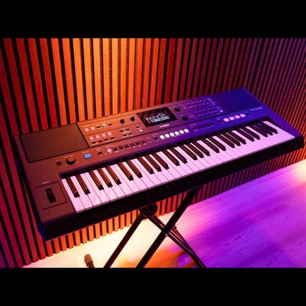 Yamaha PSR-E483 Klaver med dynamisk anslag