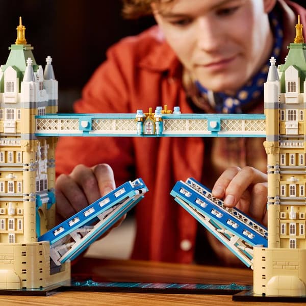 LEGO Architecture 21067 Tower Bridge - Byggesæt til Voksne - DIY Model