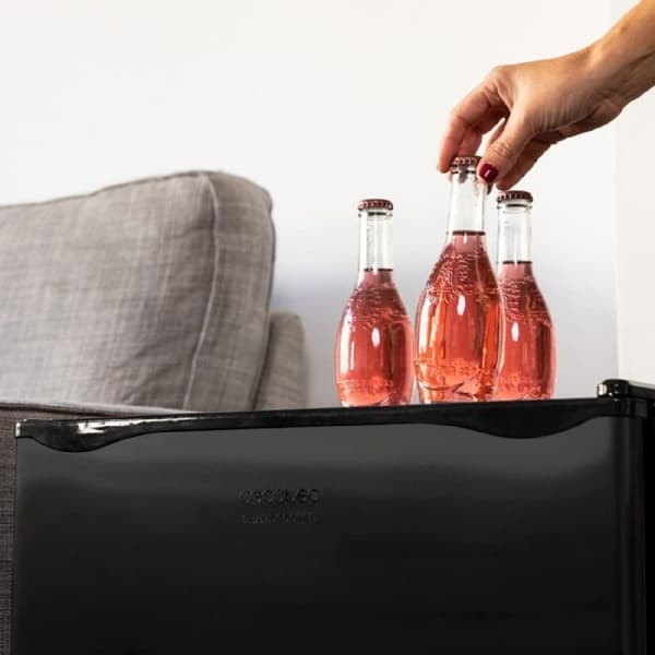 Cecotec Mini-køleskab GrandCooler 20000 SilentCompress Black E