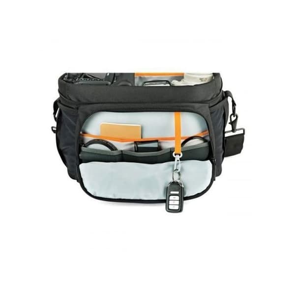 LOWEPRO Skuldertaske Nova 200 AW II Sort