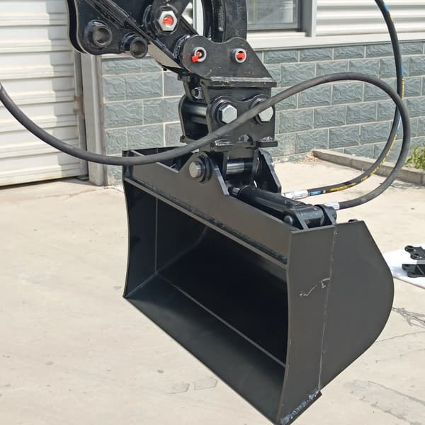 Tiltskopa 60 cm - Mini grävmaskin 1 ton - 2 hydraulslangar - 2 fästen - Ny - För lantbruk