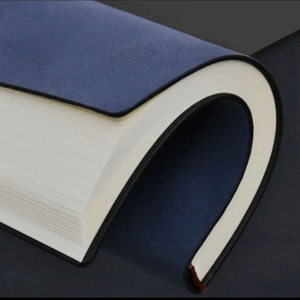 Notesbog A5 - Læder Notesbog - 160 Linjerede Sider - Journal & Dagbog - Til Kontor & Studier - Blå