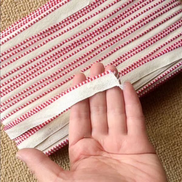 Kapitalband bokbinding - Bokbindarband - 3 m längd - Bredd 1,5 cm - Polyester bomull - För hårdbundna böcker - Röd
