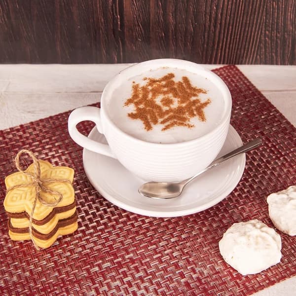 Stencils til kaffe og desserter - 6–8 dele - Plast - Hvid