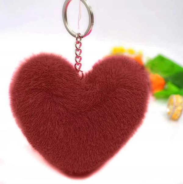 Hjerteformet nøglering - Vedhæng - Pompon - Valentinsdagsgave