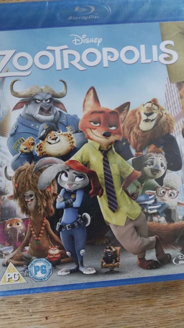 ZOOTROPOLIS BLU RAY AND Brand New