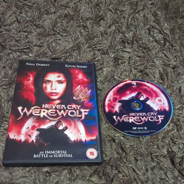 Never Cry Werewolf (2010) Erittäin harvinainen DVD
