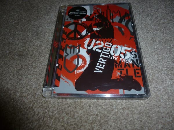 U2 Vertigo Live From Chicago – DVD