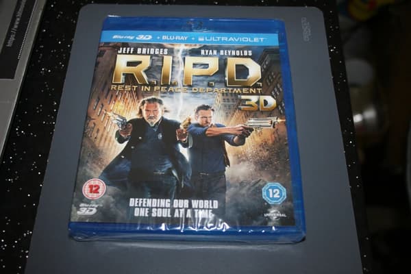 R.I.P.D. (Bluray, 2014) . Cert 12. Brand New
