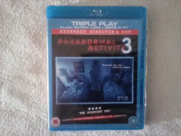Paranormal Activity 3 (BluRayDVD, 2012) . Brand New