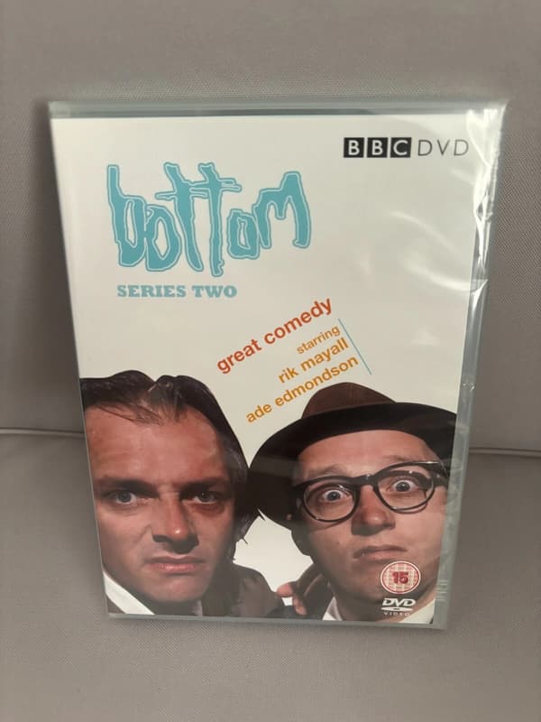 BOTTOM COMPLETE SECOND SERIES BBC Komedia DVD Rik Mayall