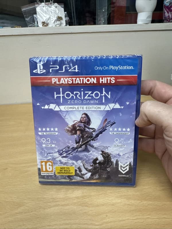 Horizon: Zero Dawn Complete Edition PS4 Brand New