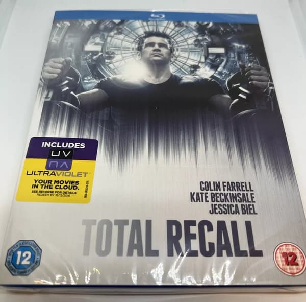 Total Recall Bluray Disc with Slipcase Brand New
