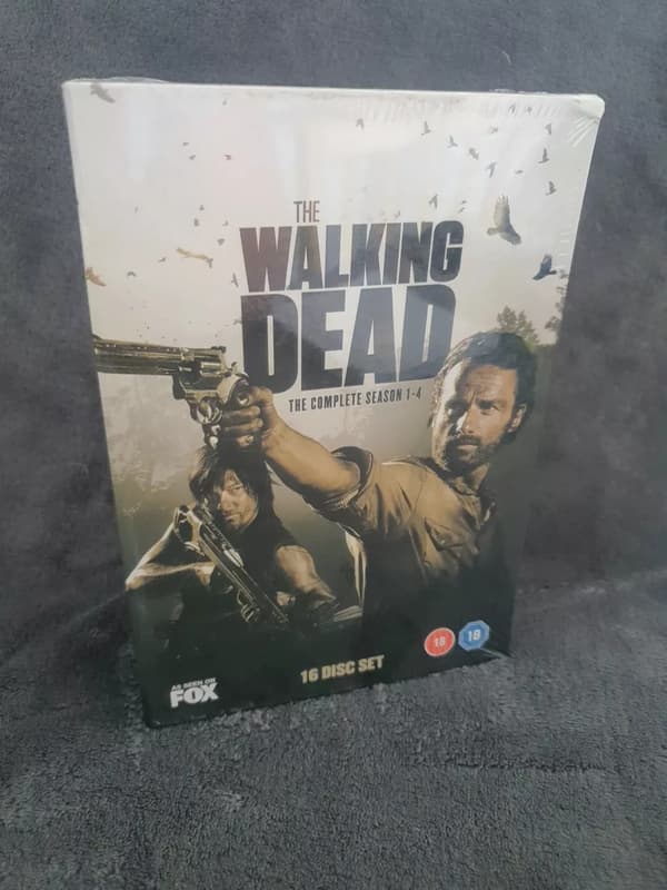 The Walking Dead - Kausi 1-4 Box Set (DVD, 16 levyä)
