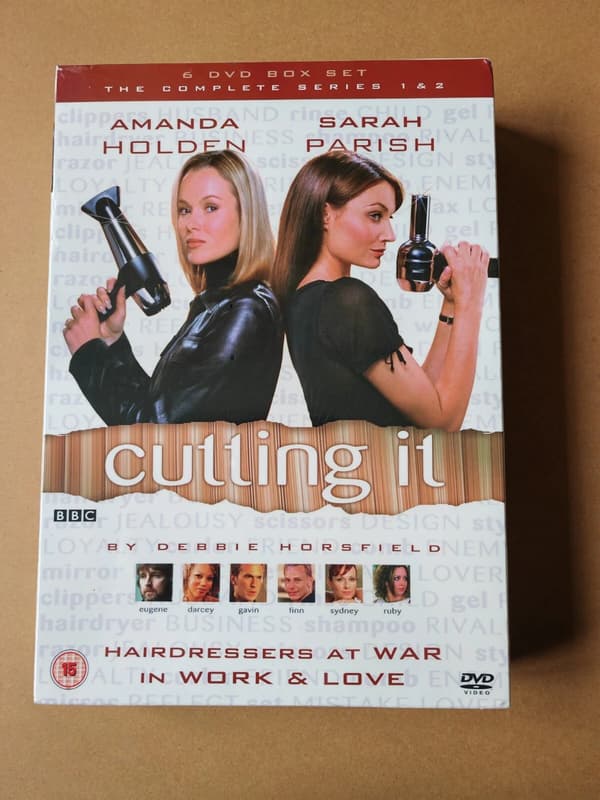 Cutting It Kausi 1 & 2 (BBC DVD-boksi)