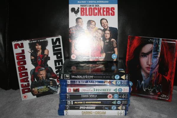 BLURAY BUNDLE LOT 12 X 10 . CERT E15. Brand New
