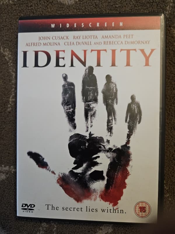 Identity (2003) med John Cusack, Ray Liotta DVD
