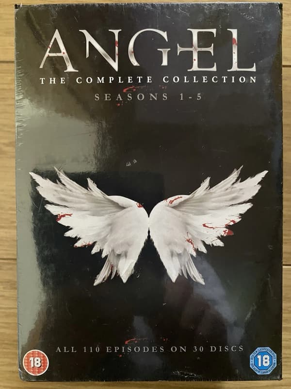 Angel: Den Komplette Samling Sæsoner 1-5 (30-Disc) DVD Boksæt