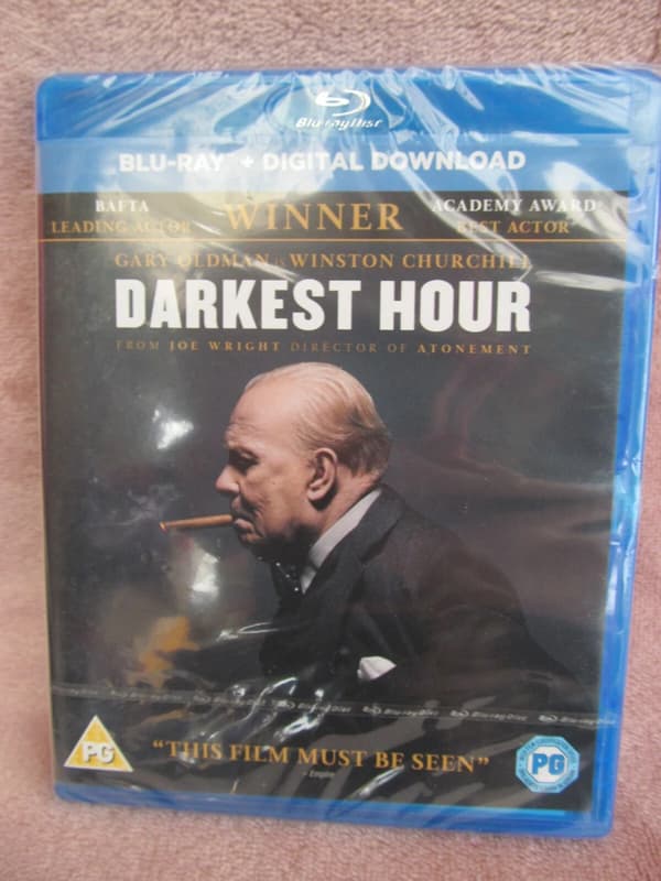Darkest Hour [PG] Bluray Gary Oldman / Joe Wright DVD Brand New
