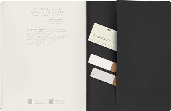 Student Cahier Blank XXL Sort