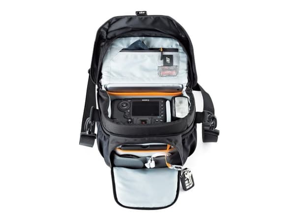 LOWEPRO NOVA 170 AW II svart