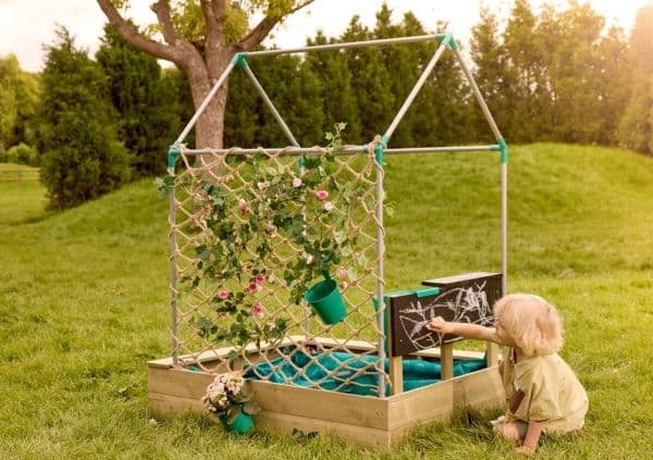 Hape Multifunctional Sandpit