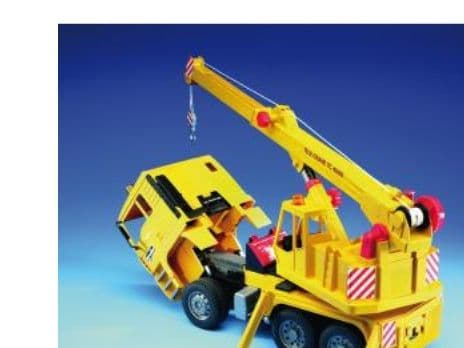 Bruder MAN TGA Nosturiauto lelu