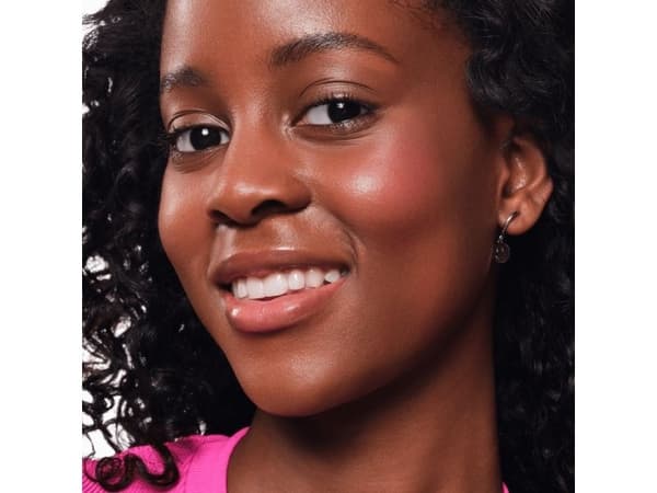 Essence Soft Touch Bouncy Blush No 20 Pink Longlasting