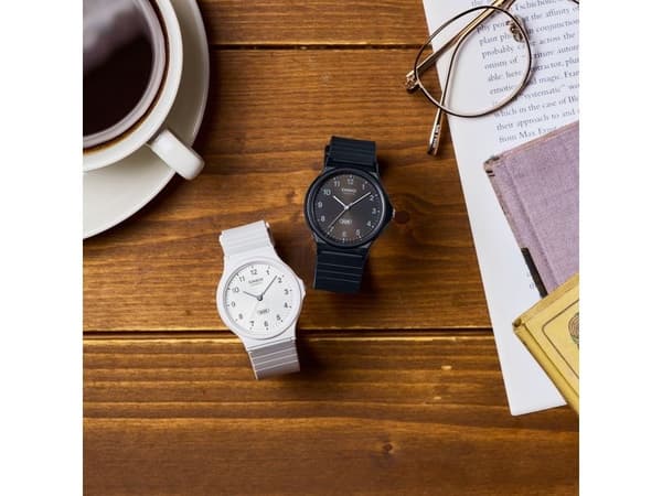 Casio MQ-24B-7BEF, Vattentät, Kvarts
