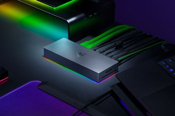 Razer Chroma - Dokkingstasjon - Thunderbolt 5 - 3 x Thunderbolt 5 - 1GbE