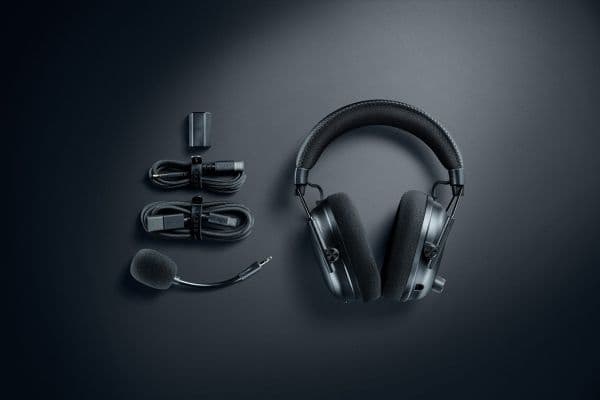 Razer BlackShark V3 Pro - Headset - fullstorlek - trådlös