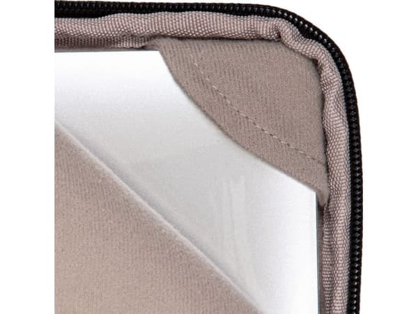 RivaCase Anvik 7913 13,3" Sort