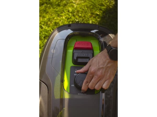 Greenworks Optimow 5 robottiruohonleikkuri