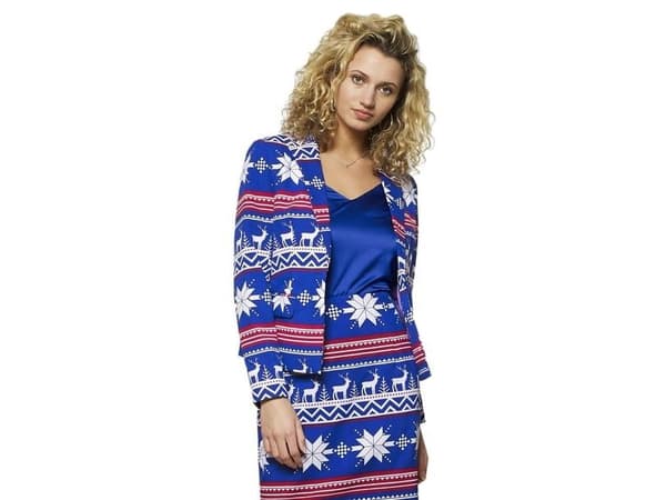 OppoSuit Miss Rudolph