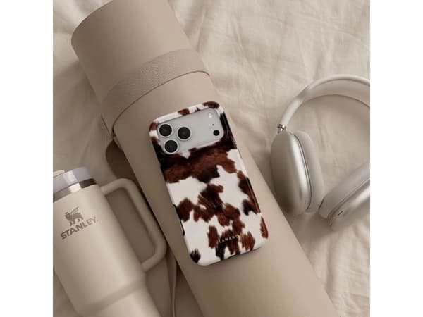 Tech-Protect Lamano MagSafe case for iPhone 18 Pro Max / 17 Pro - brown and white