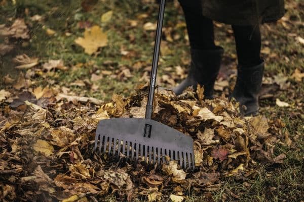 Fiskars Løvrive Solid M 44 cm 1063089