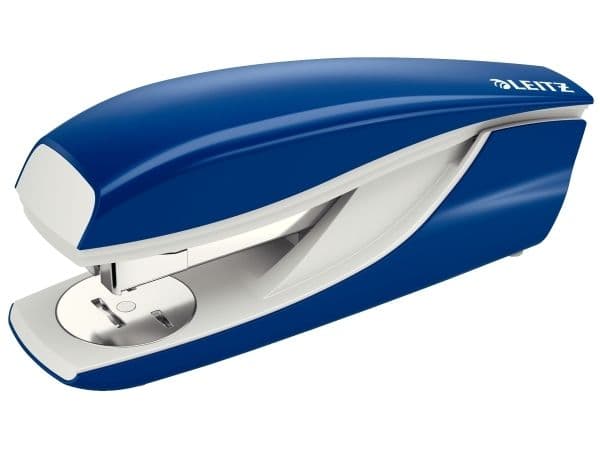 Stiftemaskin Leitz 5522 NeXXt, 40 ark metall Blå
