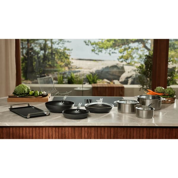 Electrolux E9HOEC24 Skillet pan Round