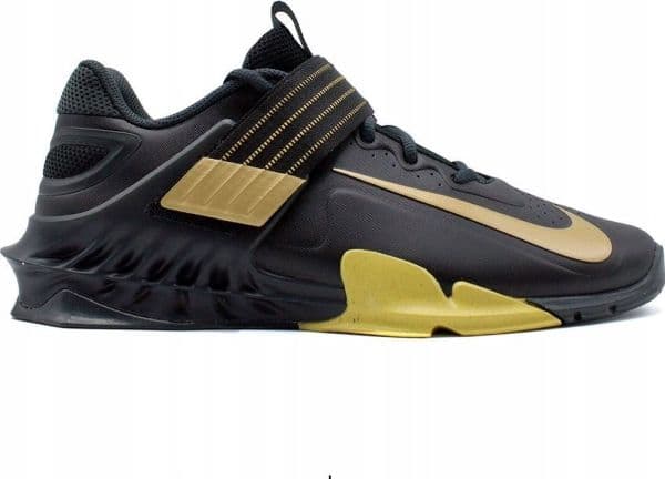 Nike Savaleos CV5708-001 - 43
