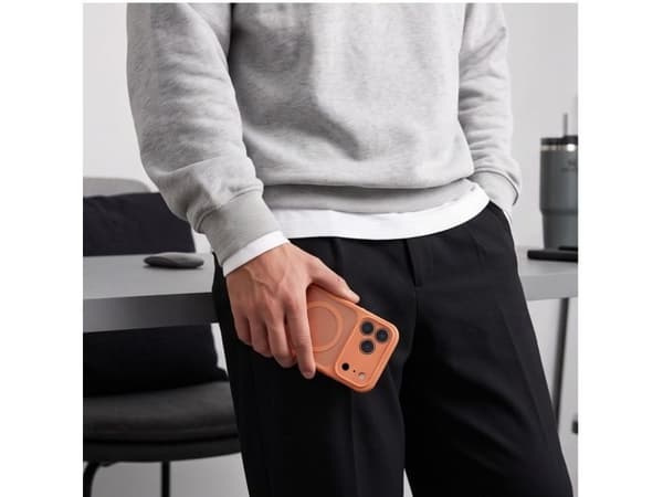Tech-Protect BasicMag MagSafe case for iPhone 17 Pro / 18 Pro - matte orange