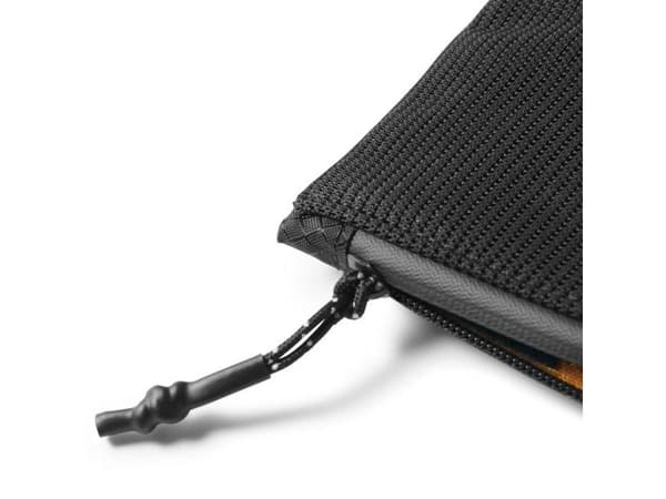 Spigen LF300 RFID Wallet - Black
