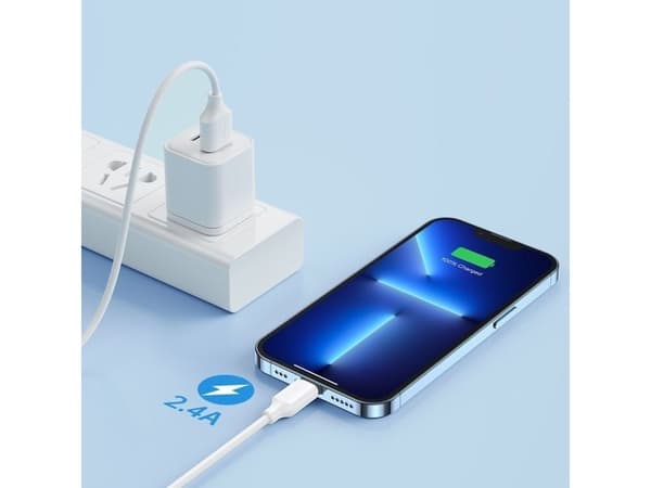 Joyroom USB-lade-/datakabel - Lightning 2,4A 1m hvit (S-UL012A9)