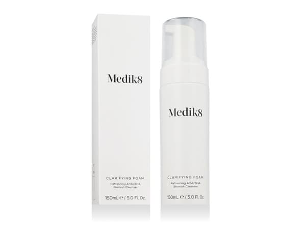 Medik8 Clarifying Foam forfriskende AHA/BHA-vask 150 ml