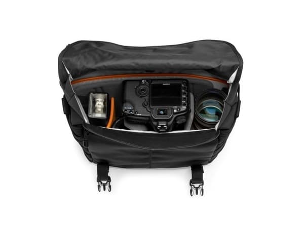 Lowepro MG 160 AW II, Laptop-veske, Rom til Notebook, Sort