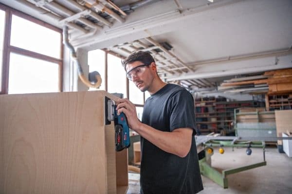 Bosch RYSTEPUDSER GSS 18V-13 SOLO - SOLO
